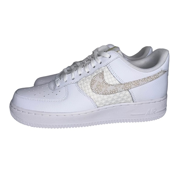 Nike Air Force 1 ‘07 SE White Multi Color Sail DO9458 100 Women’s Size 10 - Picture 2 of 4